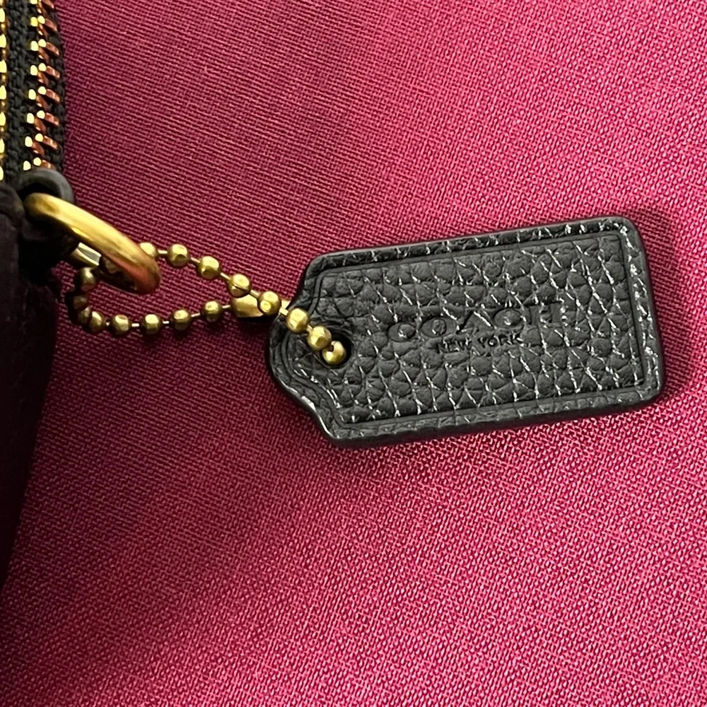 COACH Sadie Border BRDR Rivet Clutch Black Pebble Leather Crossbody *No Strap* - Picture 14 of 15